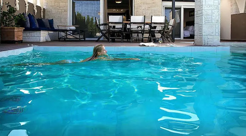 Sunny Villa Hanioti